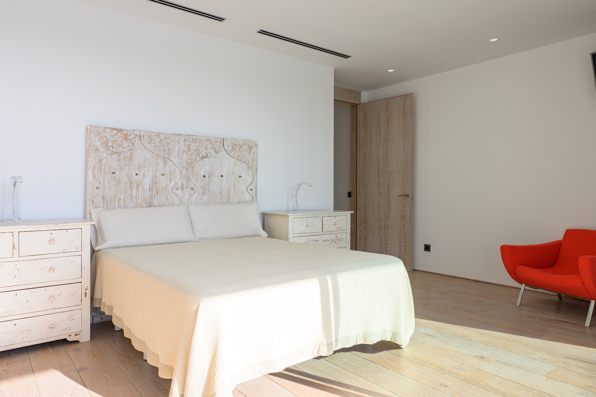 Resa Estates te koop sale Cala Comte bedroom .jpg